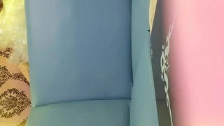 白虎留学生妹子跟自己的洋男友做爱