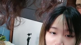五月小说超有感觉的美少女伴着音乐裸舞自慰！插的自己痉挛抽搐尖叫连连1