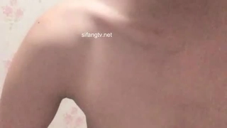 【性感家政女仆上门】为了三倍工资给雇主做肉棒清洁